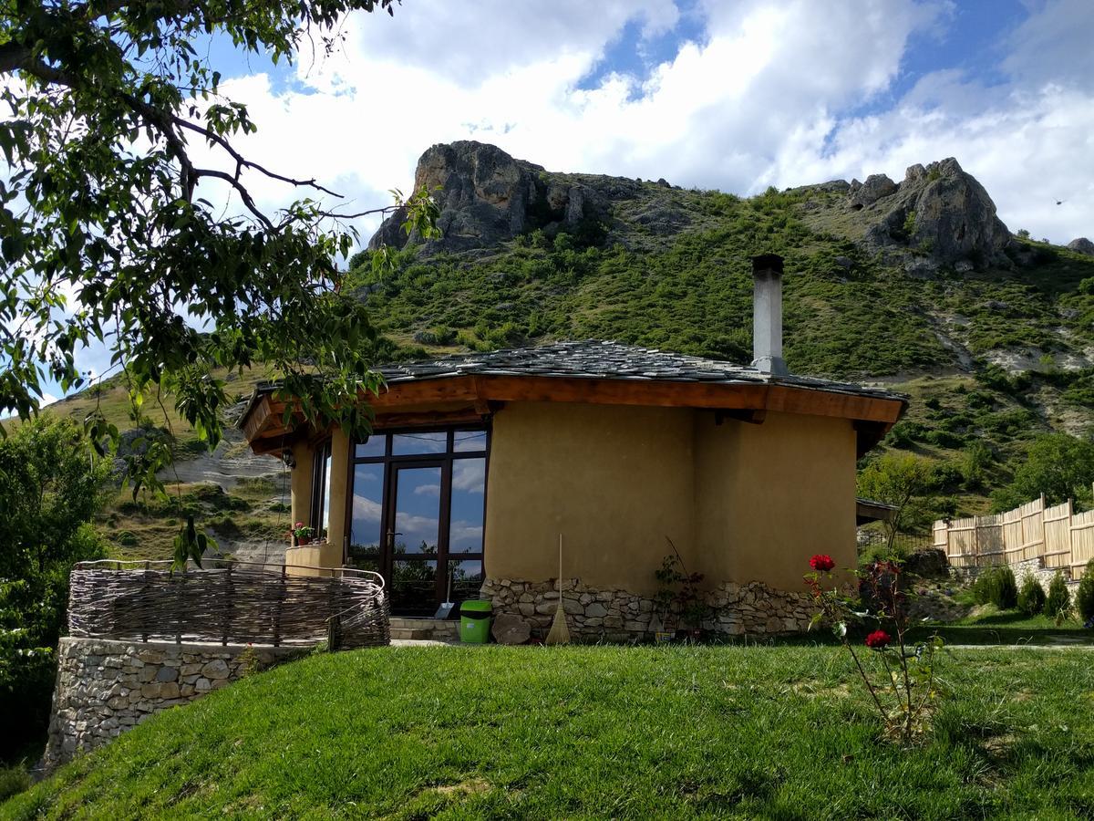 Eco Village Under The Cliffs Ilindentsi Bagian luar foto