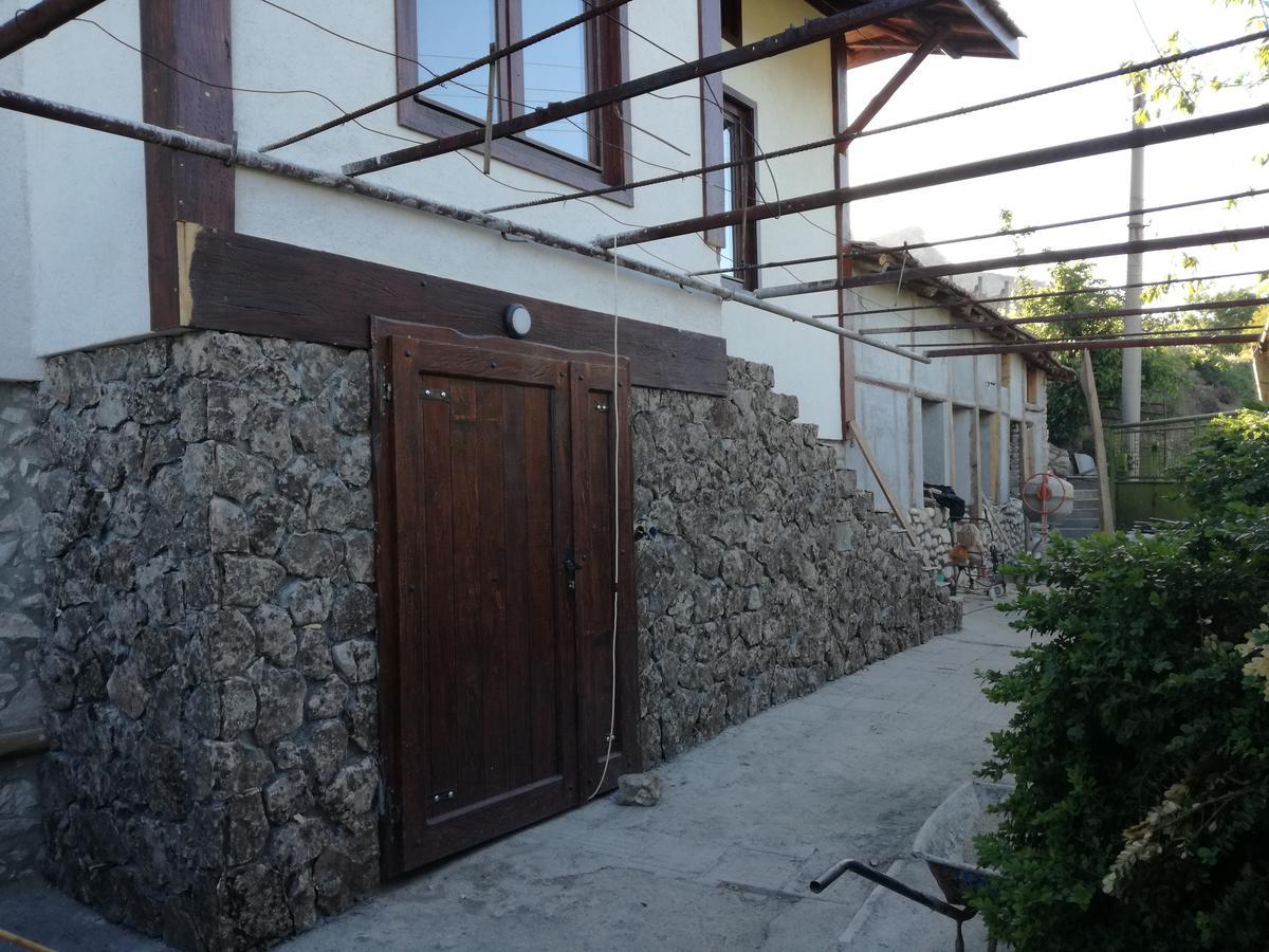 Eco Village Under The Cliffs Ilindentsi Bagian luar foto
