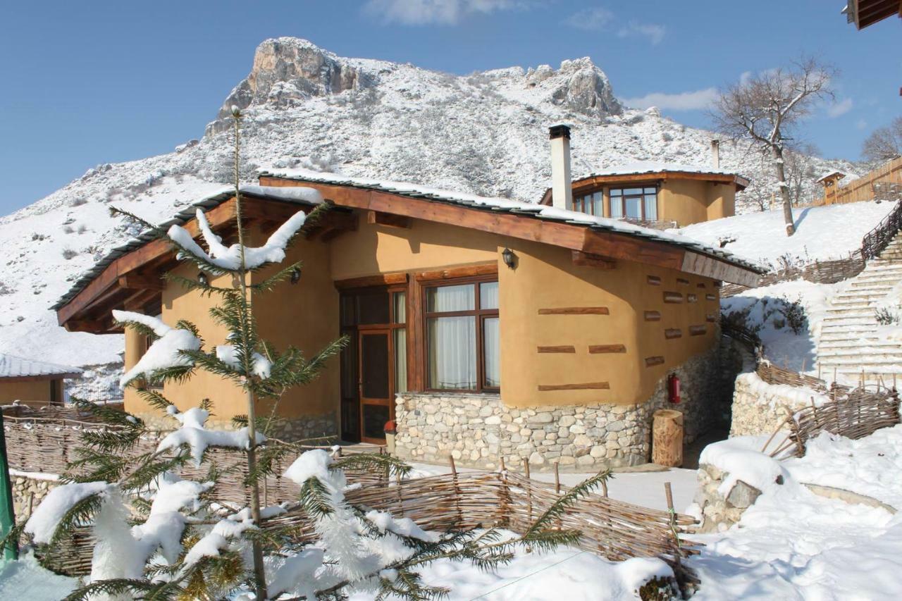 Eco Village Under The Cliffs Ilindentsi Bagian luar foto